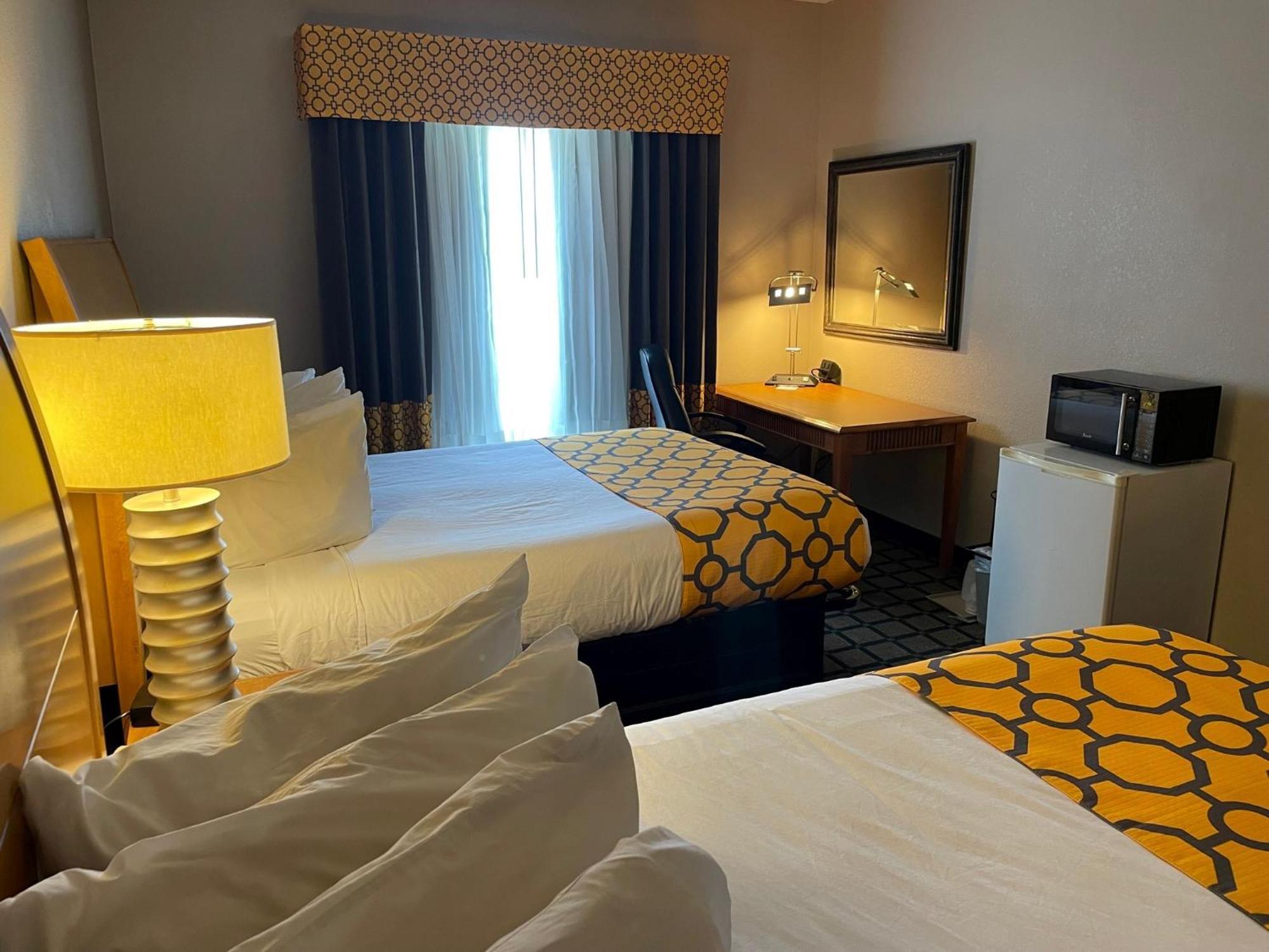 Baymont By Wyndham West Plains Hotel Eksteriør billede