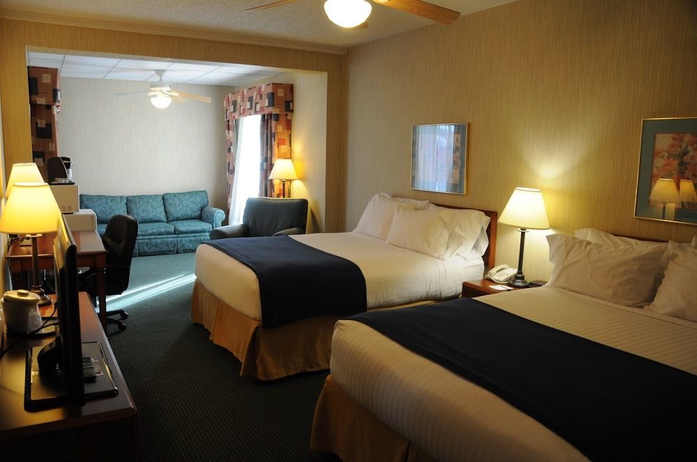 Baymont By Wyndham West Plains Hotel Eksteriør billede